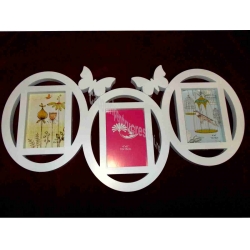 Rama foto compus din 3 imagini, decor cu fluturasi